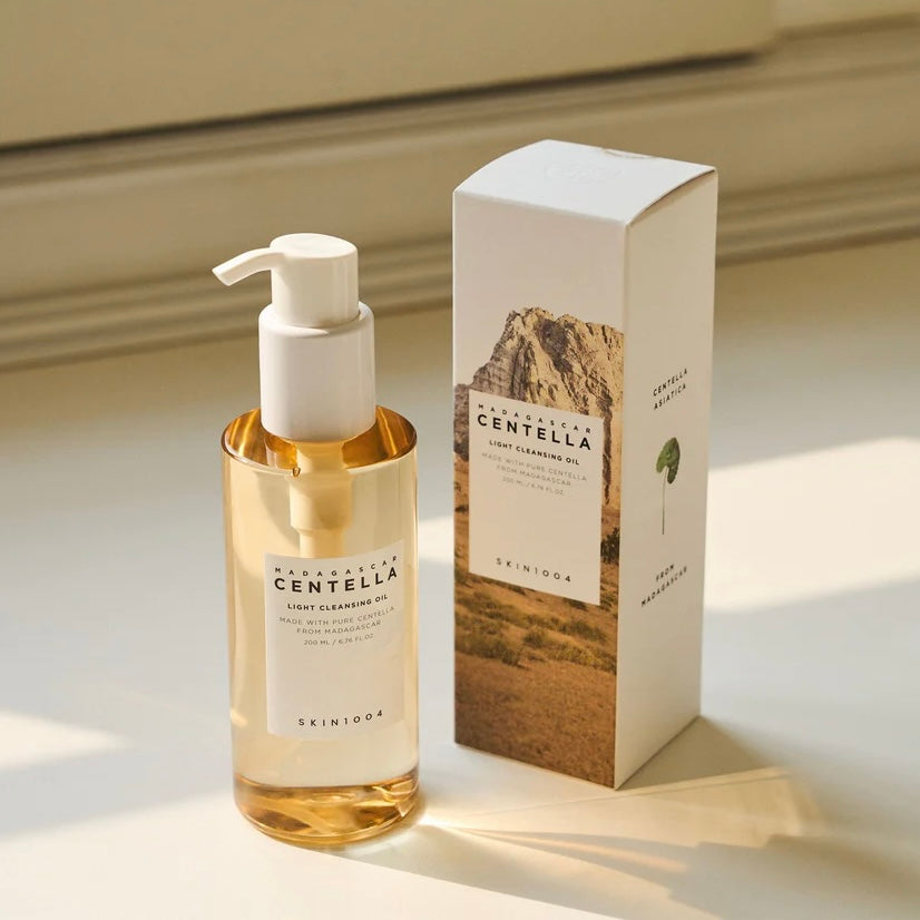 SKIN1004 Madagascar Centella Light Cleansing OIl (200ml) | Korean skincare | FREYA - Asian Beauty Secret